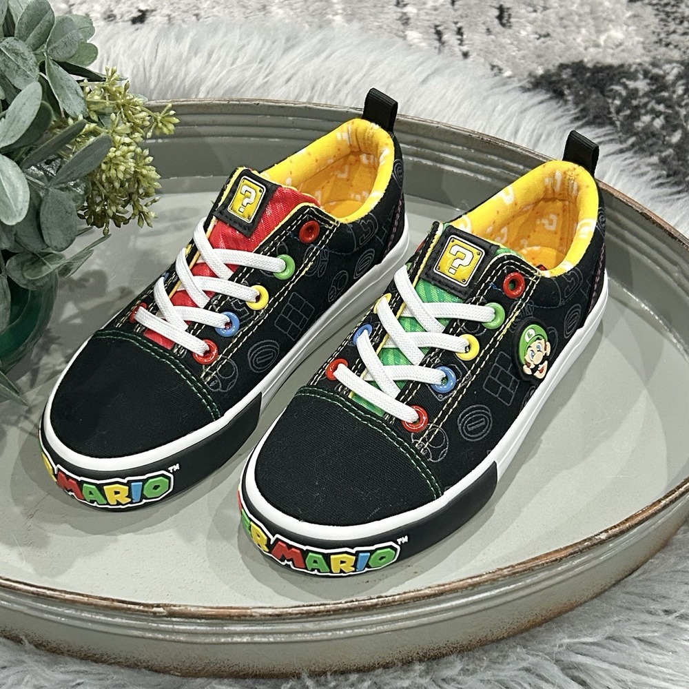 Super Mario LUIGI Canvas Lace-Up Sneaker Shoes Unisex Youth Size 13 NEW